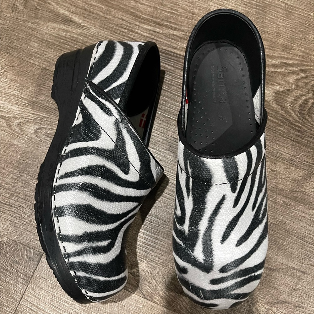 Sanita Nurse Clogs